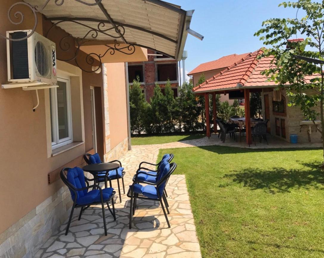 Apartmani Novak - Srebrno Jezero Veliko Gradiste Exterior photo